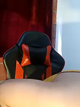 EMILYY FOXY online show from 01/11/26, 07:10