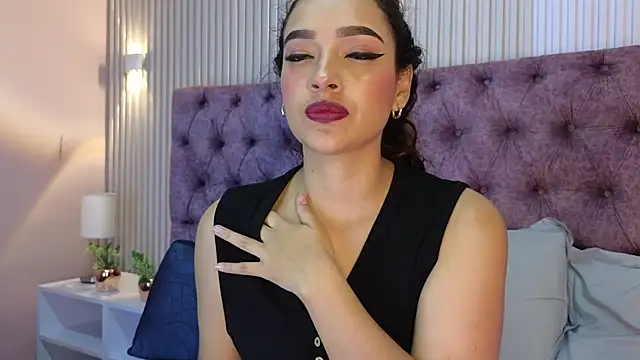 EMILYY FOXY online show from 10/20/25, 07:58