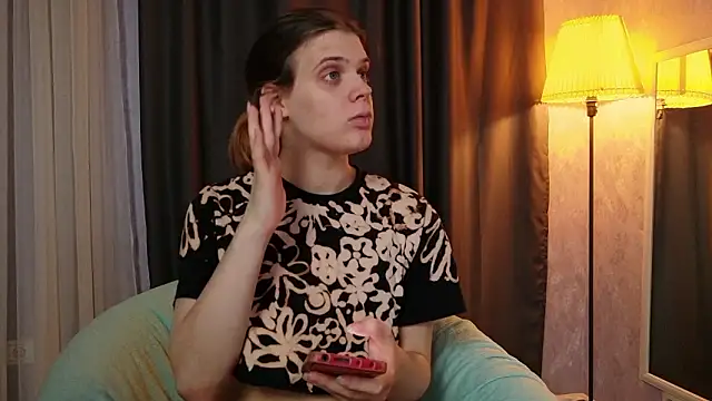 Snapshot of KIKI_Krash chatting on 03/03/26, 10:55 KIKI Krash online show from 03/03/26, 10:55