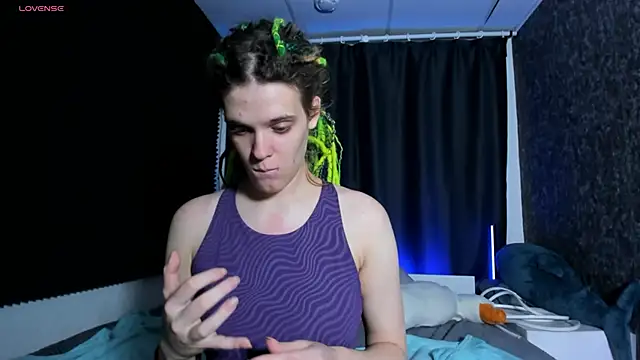 KIKI Krash online show from 11/26/25, 10:04