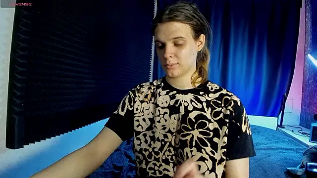 KIKI Krash online show from 03/07/26, 10:10