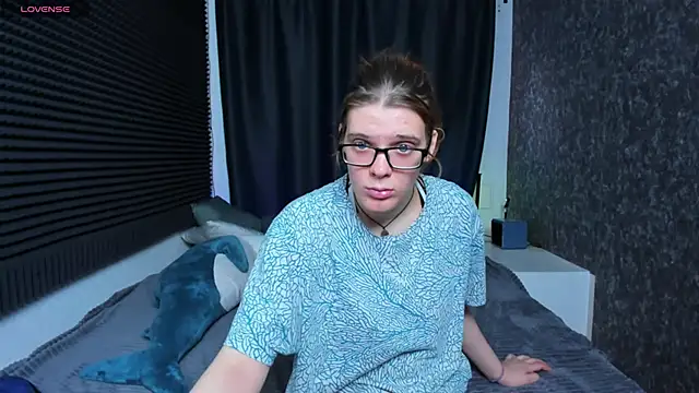 Snapshot of KIKI_Krash chatting on 03/18/25, 10:28 KIKI Krash online show from 03/18/25, 10:28