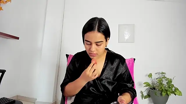 anniesweet- online show from 10/01/25, 01:59