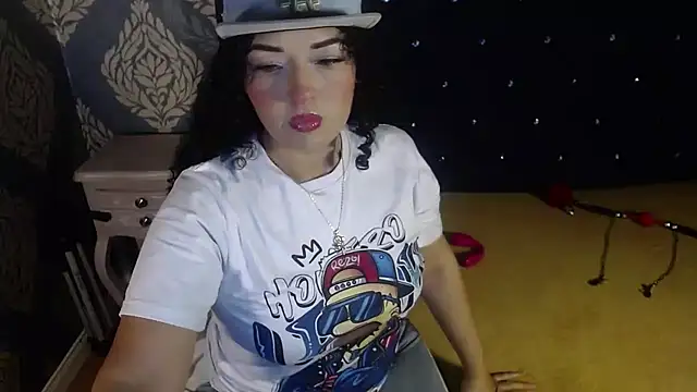 Sofiacowperx online show from 12/03/25, 04:06