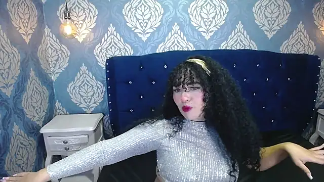 Snapshot of Sofiacowperx chatting on 09/26/25, 12:45 Sofiacowperx online show from 09/26/25, 12:45