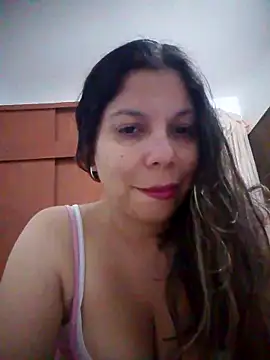 Snapshot of Carliina_Soussa chatting on 03/18/26, 12:14 Carliina Soussa online show from 03/18/26, 12:14