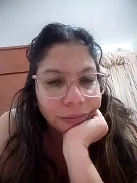 Snapshot of Carliina_Soussa chatting on 03/30/26, 11:17 Carliina Soussa online show from 03/30/26, 11:17