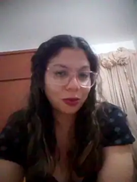 Snapshot of Carliina_Soussa chatting on 03/16/26, 01:13 Carliina Soussa online show from 03/16/26, 01:13