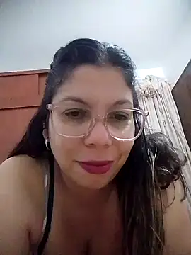 Snapshot of Carliina_Soussa chatting on 04/09/26, 11:11 Carliina Soussa online show from 04/09/26, 11:11