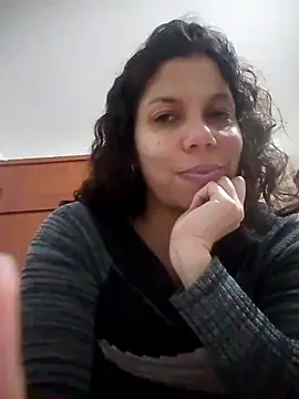 Snapshot of Carliina_Soussa chatting on 03/19/25, 01:32 Carliina Soussa online show from 03/19/25, 01:32