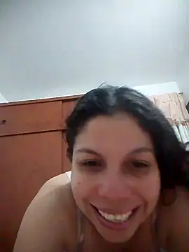 Snapshot of Carliina_Soussa chatting on 03/20/25, 02:19 Carliina Soussa online show from 03/20/25, 02:19