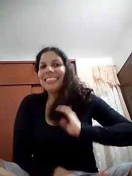 Snapshot of Carliina_Soussa chatting on 03/06/25, 10:58 Carliina Soussa online show from 03/06/25, 10:58