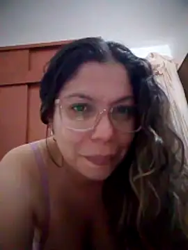 Snapshot of Carliina_Soussa chatting on 03/02/26, 11:44 Carliina Soussa online show from 03/02/26, 11:44