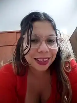 Snapshot of Carliina_Soussa chatting on 04/06/26, 05:52 Carliina Soussa online show from 04/06/26, 05:52