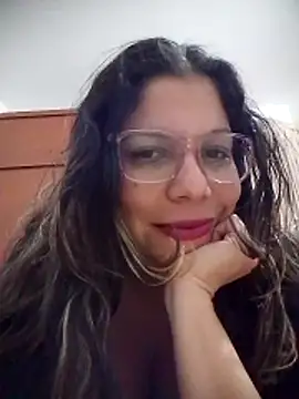Carliina Soussa online show from 04/27/26, 10:41