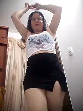 Snapshot of Carliina_Soussa chatting on 03/05/26, 12:18 Carliina Soussa online show from 03/05/26, 12:18