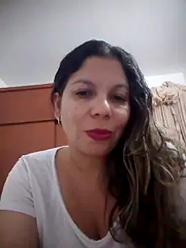 Snapshot of Carliina_Soussa chatting on 03/11/26, 11:32 Carliina Soussa online show from 03/11/26, 11:32
