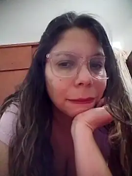 Snapshot of Carliina_Soussa chatting on 06/09/26, 11:39 Carliina Soussa online show from 06/09/26, 11:39