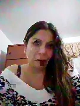 Snapshot of Carliina_Soussa chatting on 09/24/25, 12:07 Carliina Soussa online show from 09/24/25, 12:07