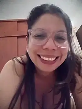 Snapshot of Carliina_Soussa chatting on 06/22/26, 03:58 Carliina Soussa online show from 06/22/26, 03:58