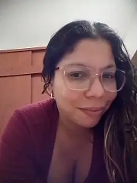 Carliina Soussa online show from 05/18/26, 10:36