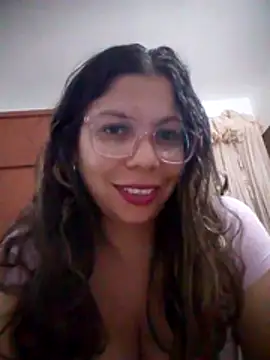 Snapshot of Carliina_Soussa chatting on 03/24/26, 11:16 Carliina Soussa online show from 03/24/26, 11:16