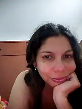 Snapshot of Carliina_Soussa chatting on 03/01/25, 02:04 Carliina Soussa online show from 03/01/25, 02:04