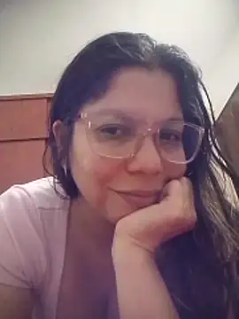 Carliina Soussa online show from 05/26/26, 10:41