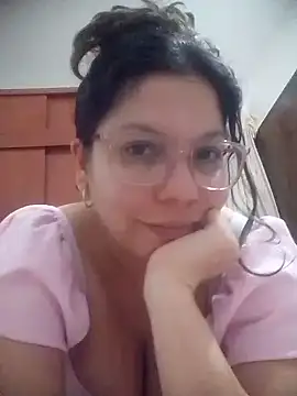 Snapshot of Carliina_Soussa chatting on 06/19/26, 10:36 Carliina Soussa online show from 06/19/26, 10:36