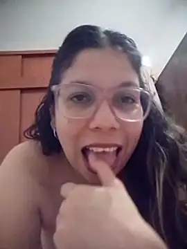 Carliina Soussa online show from 05/15/26, 11:25