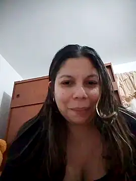 Snapshot of Carliina_Soussa chatting on 09/22/25, 11:11 Carliina Soussa online show from 09/22/25, 11:11