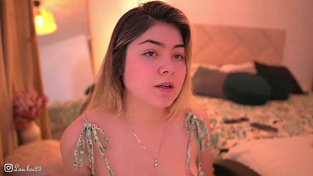 Lau Bee online show from 11/02/25, 11:15