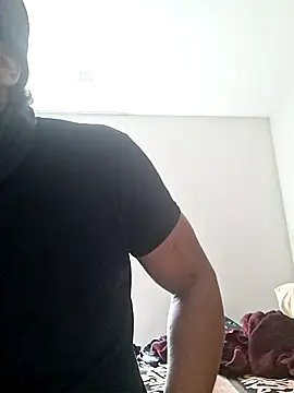 bigboytoy912 online show from 04/22/26, 04:36
