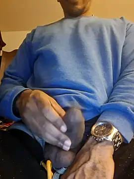 bigboytoy912 online show from 04/21/26, 01:42