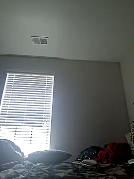 bigboytoy912 online show from 04/21/26, 04:24