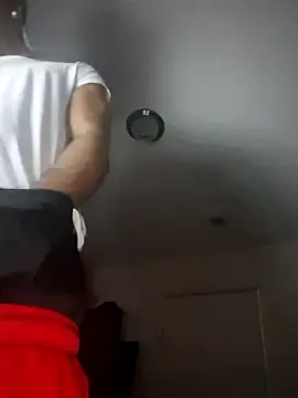 bigboytoy912 online show from 04/02/26, 04:19