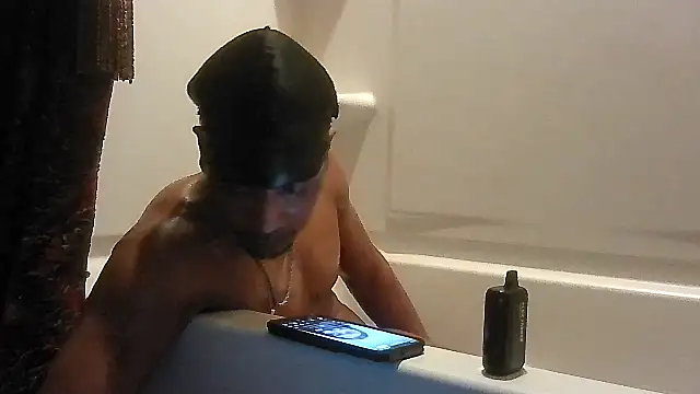 bigboytoy912 online show from 04/11/26, 11:30