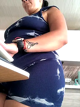 Abigail Cowen online show from 11/26/25, 03:45