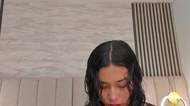 laura smith33 online show from 10/11/25, 02:40