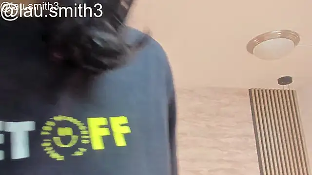 laura smith33 online show from 11/07/25, 02:32