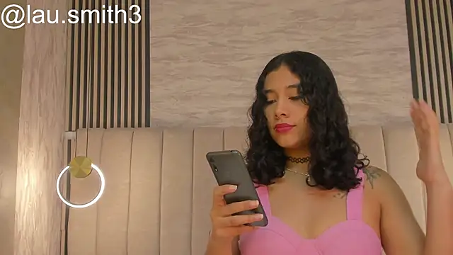 laura smith33 online show from 11/12/25, 02:54