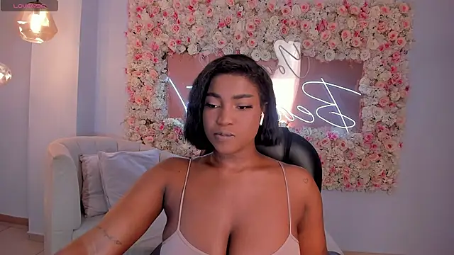 SavannahStorm online show from 04/05/26, 12:23