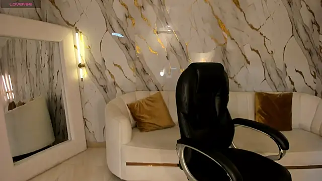 SavannahStorm online show from 01/10/26, 10:32