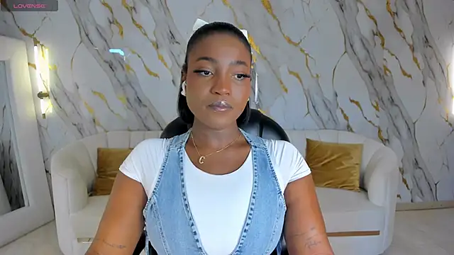 SavannahStorm online show from 03/15/26, 05:31