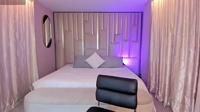 SavannahStorm online show from 03/08/26, 06:00