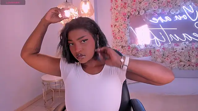 SavannahStorm online show from 03/31/26, 01:02