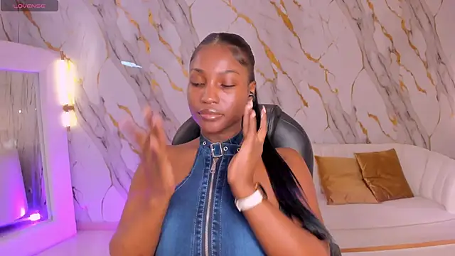 SavannahStorm online show from 01/07/26, 12:32