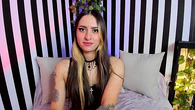 liz goth online show from 01/13/26, 02:43