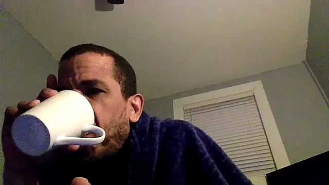 Snapshot of Tjskigh chatting on 01/18/26, 10:13 Tjskigh online show from 01/18/26, 10:13