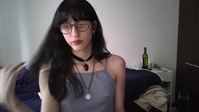 Snapshot of Alice_love29 chatting on 02/13/25, 08:45 Alice love29 online show from 02/13/25, 08:45